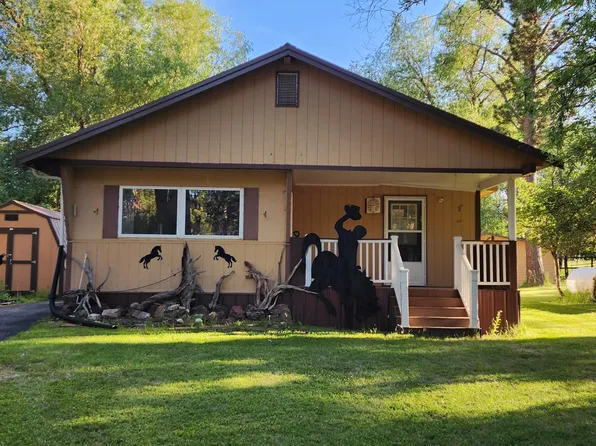 18 Fish Hatchery Rd, Banner, WY 82832