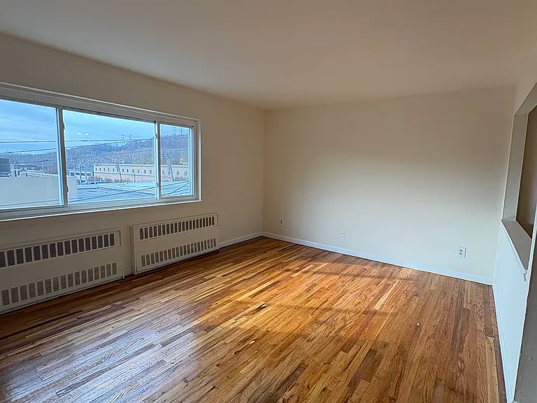 7 Paulding St #3E — Photo 3