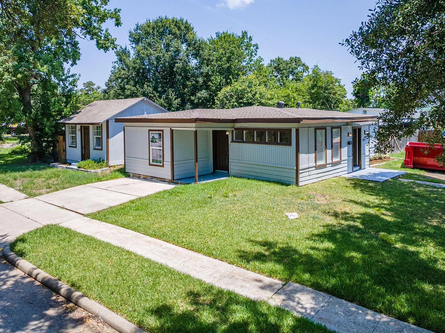 3 bed, 2.0 bath, 1503 sqft, $1,950 — Photo 1