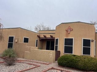 713 Chaps Rd SE, Rio Rancho, NM 87124
