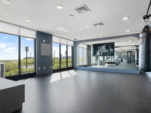 The Pearl at Station Bay