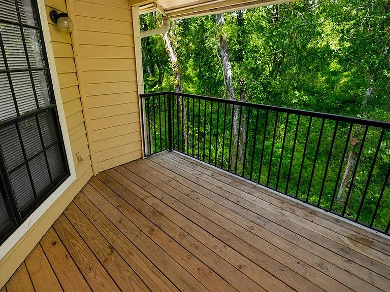8630 Mallard Reserve Dr #205 — Photo 40