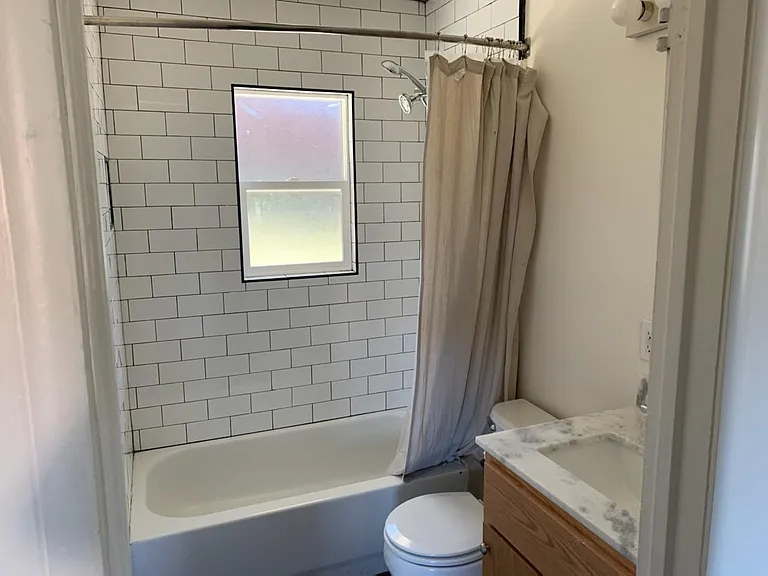 339 Neilsen St #A — Photo 6