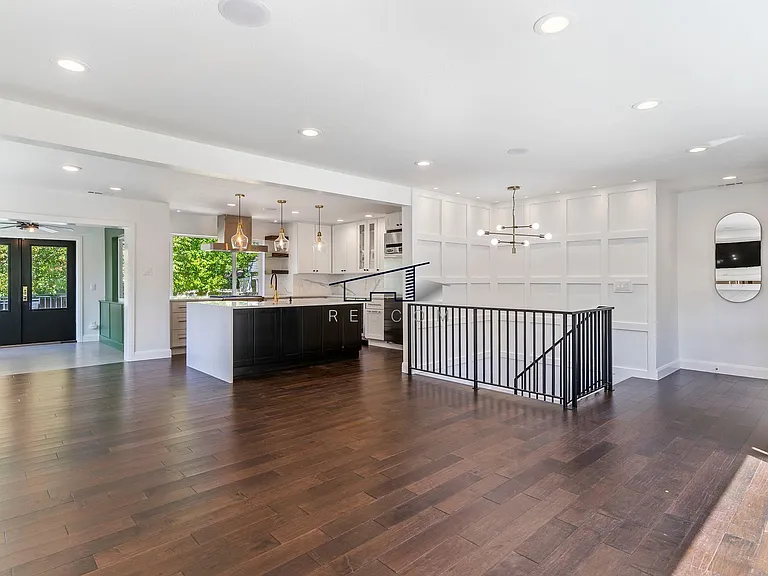 3075 Polk Ave — Photo 7