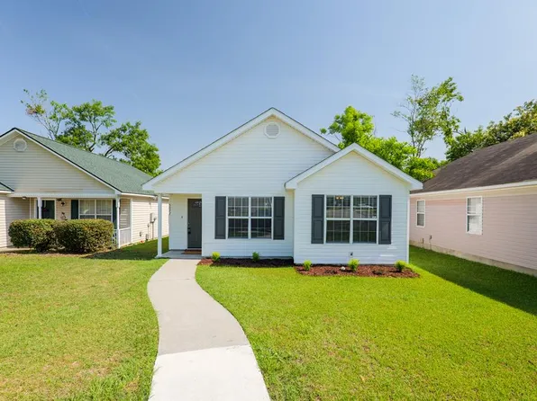 3077 Schroer Dr, Valdosta, GA 31602