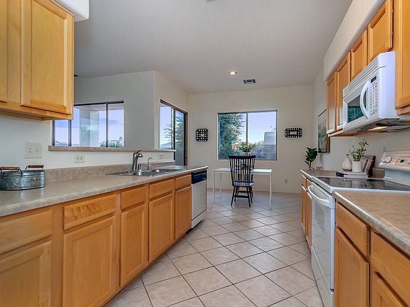 4th image of 4827 W Saguaro Point Pl