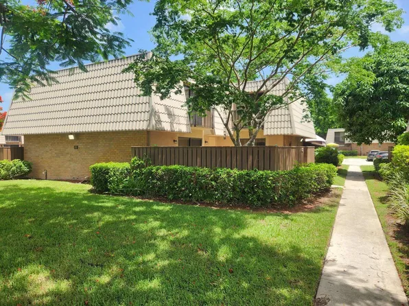 5609 56th Way, West Palm Beach, FL 33409