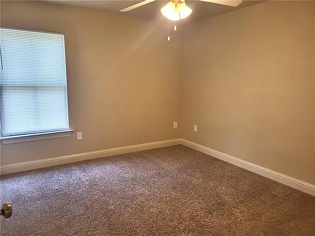 172 Remmy Ct — Photo 9