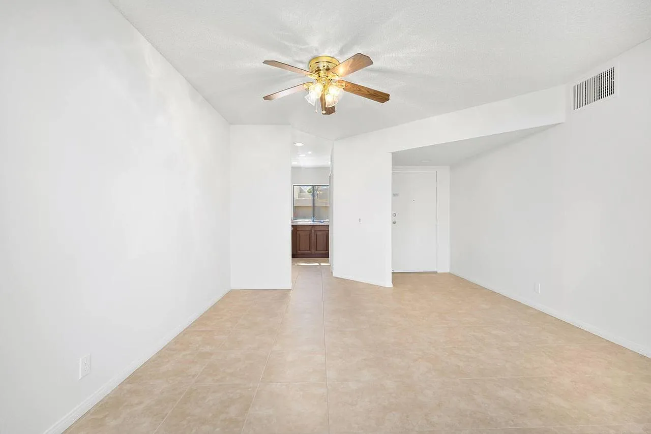 71885 Eleanora Ln — Photo 4