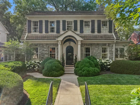 229 Kingsway Dr, Lexington, KY 40502