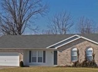 509 Lenora Dr, Fairview Heights, IL 62208