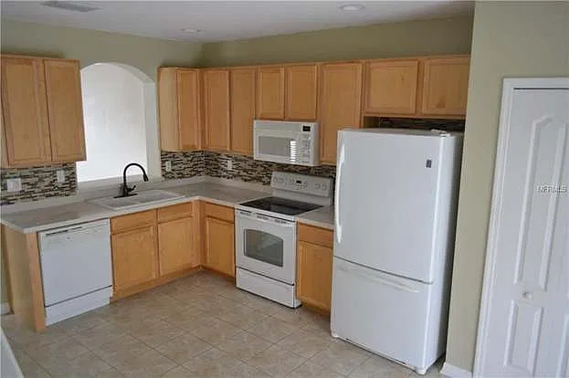2 bed, 1238 sqft, $1,690 — Photo 3
