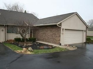 35631 Heritage Ln, Farmington Hills, MI 48335