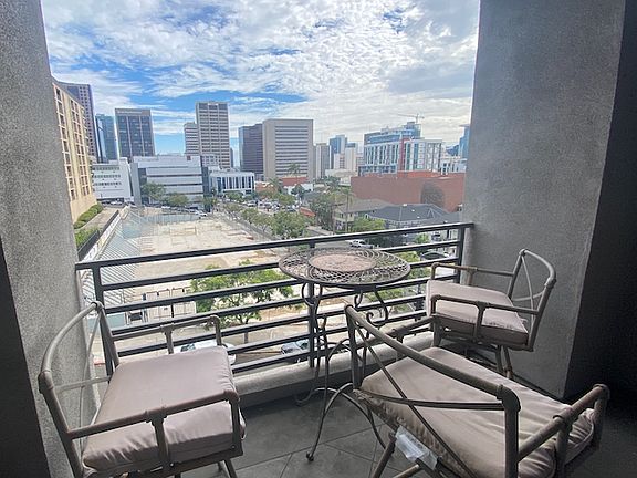 5th image of 1643 6th Ave APT 404