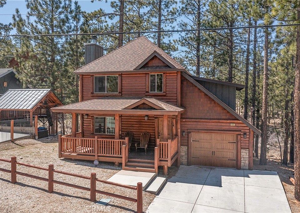 1st image of 435 Ashwood Dr