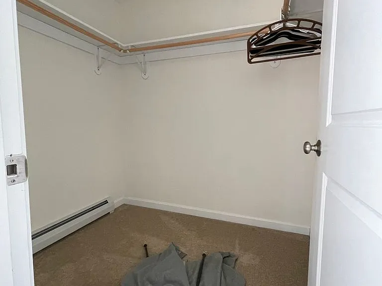 7 Browns Freehold — Photo 38