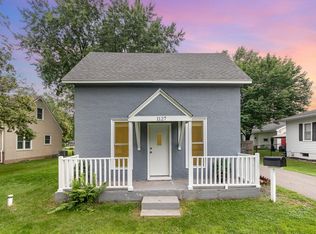 1127 5th St NW, Elk River, MN 55330