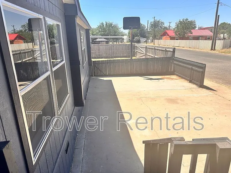 237 Orchard Dr — Photo 6