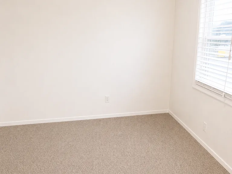 Rapids Studio Apartments — Photo 4