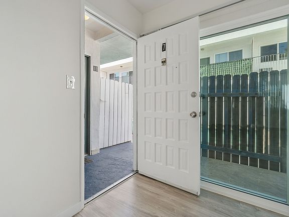 5th image of 16900 Parthenia St APT 7