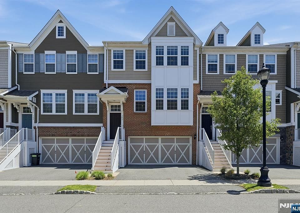 1st image of 503 Laurel Ln