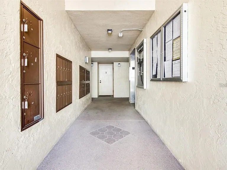 2615 Cove Cay Dr #205 — Photo 19