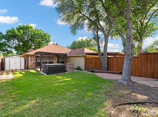 1601 Ginger Dr, Carrollton, TX 75007