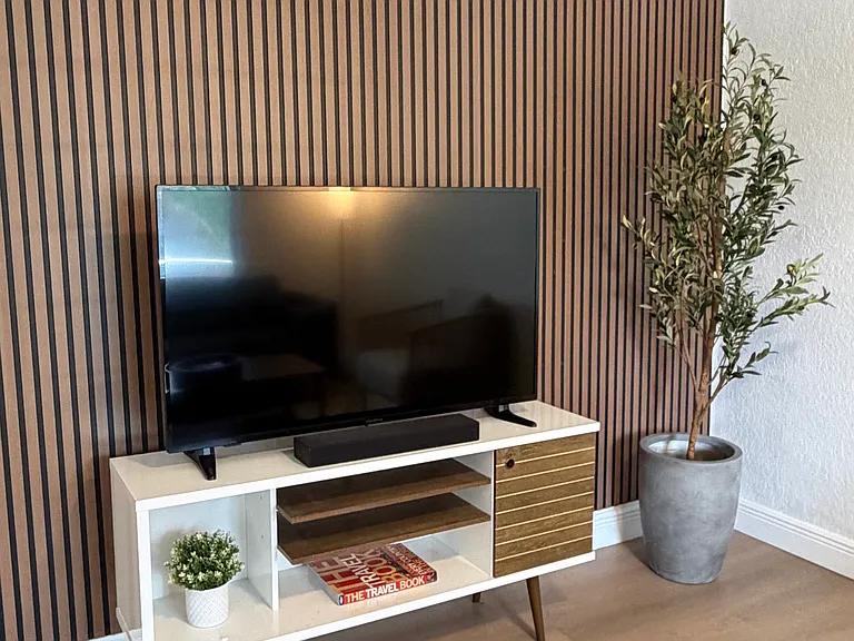 1460 NE 18th St #211 — Photo 3