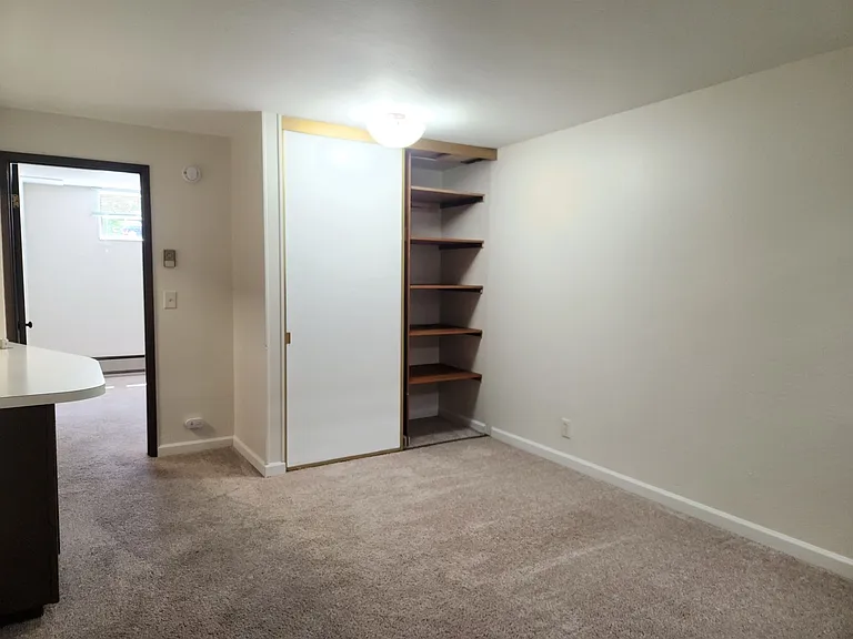 5129 24th Ave NE — Photo 7