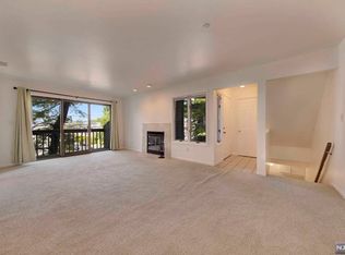 1566 Anderson Ave APT A, Fort Lee, NJ 07024