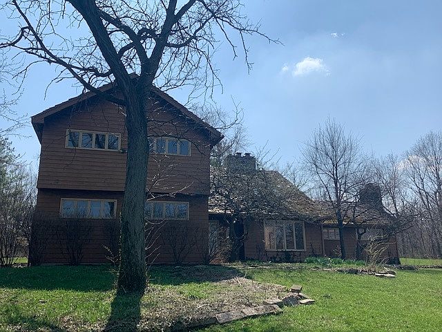 1st image of 33W231 Brewster Creek Cir