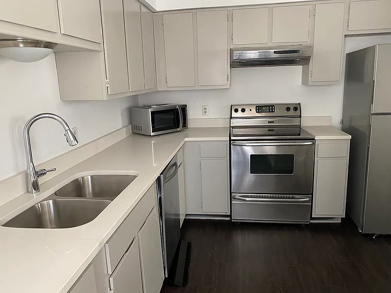 6601 Sands Point Dr #66 — Photo 6