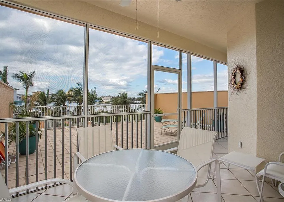 400 Flagship Dr #306