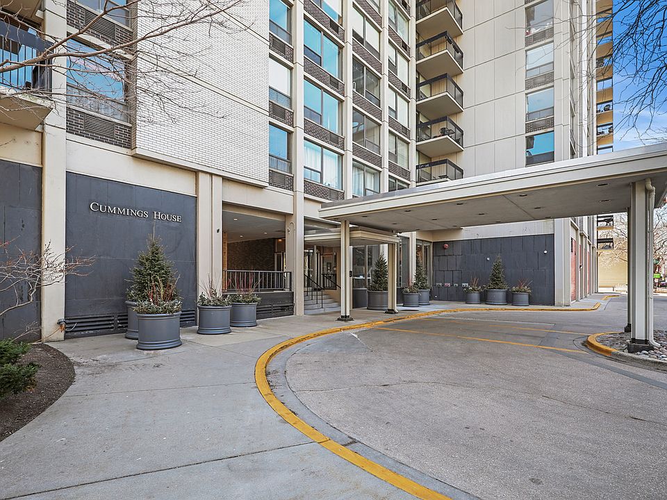 2nd image of 1360 N Sandburg Ter APT 2908