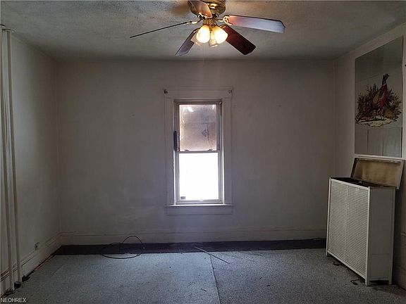 3rd image of 653 E 126th St