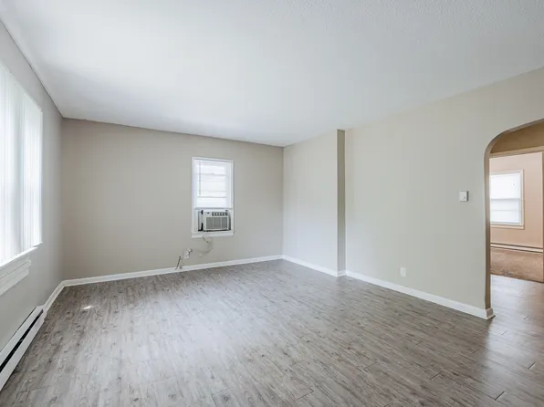 3426 Starr St #A, Lincoln, NE 68503