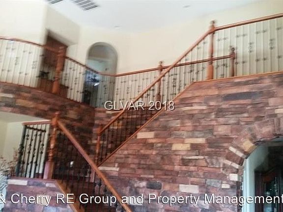 5th image of 937 Las Palomas Dr