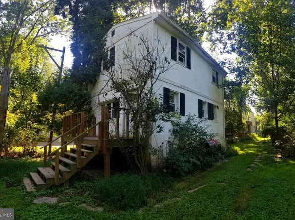 42 W Indian Ln, Norristown, PA 19403