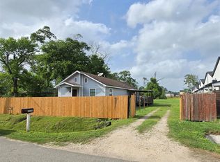 1110 Paul Quinn St, Houston, TX 77091