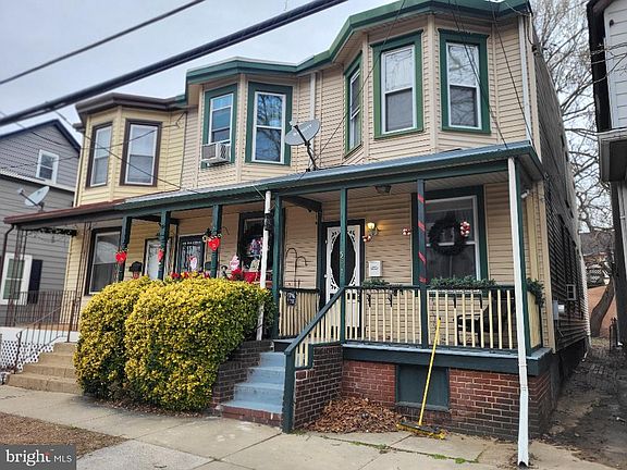 3rd image of 531 Cumberland St