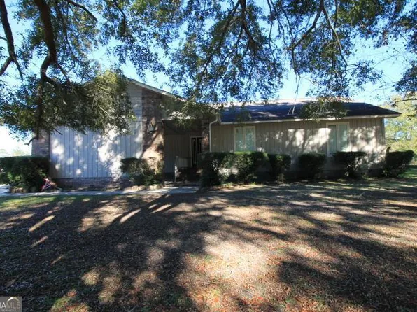 202 Taylor Rd, Alma, GA 31510