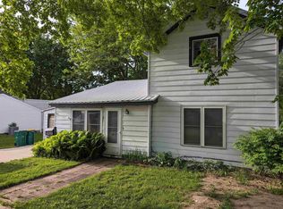 717 2nd St SE, Independence, IA 50644