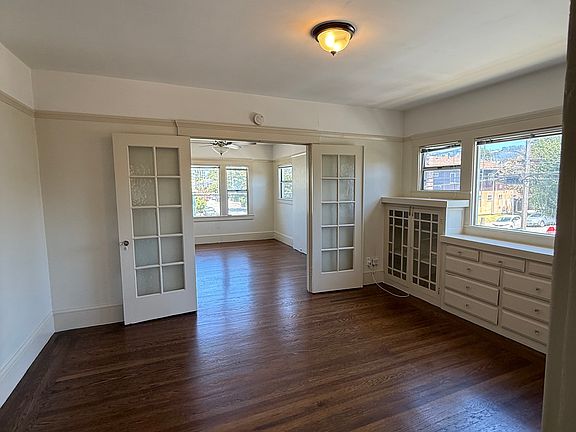 4th image of 707 Aileen St #701