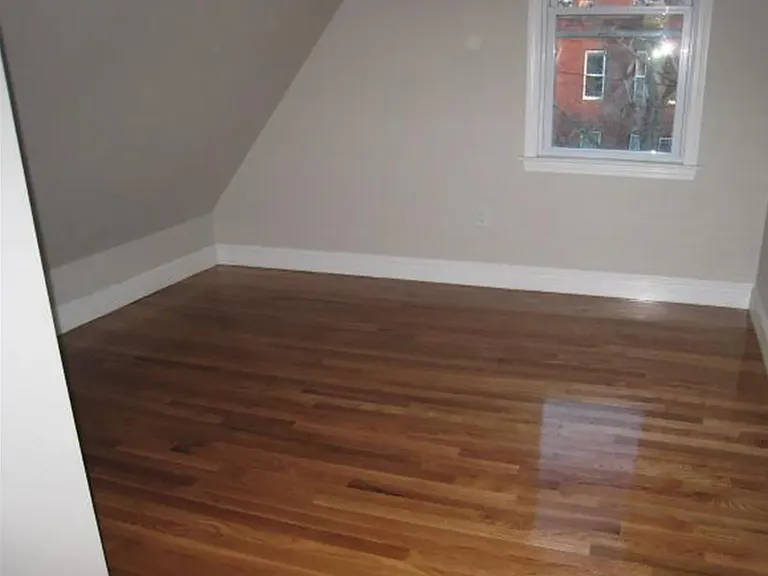10 Putnam St #3 — Photo 2