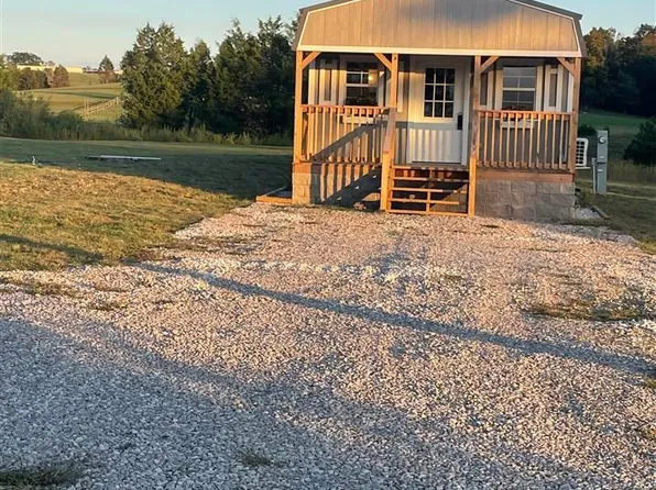 212 Sweet Pea Rd, Brownsville, KY 42210