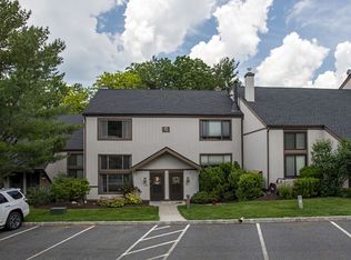 695 Audubon Ct, Stanhope, NJ 07874