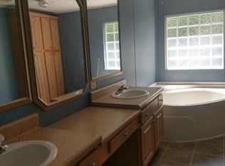 2500 Rock Rd, Mount Airy, GA 30563