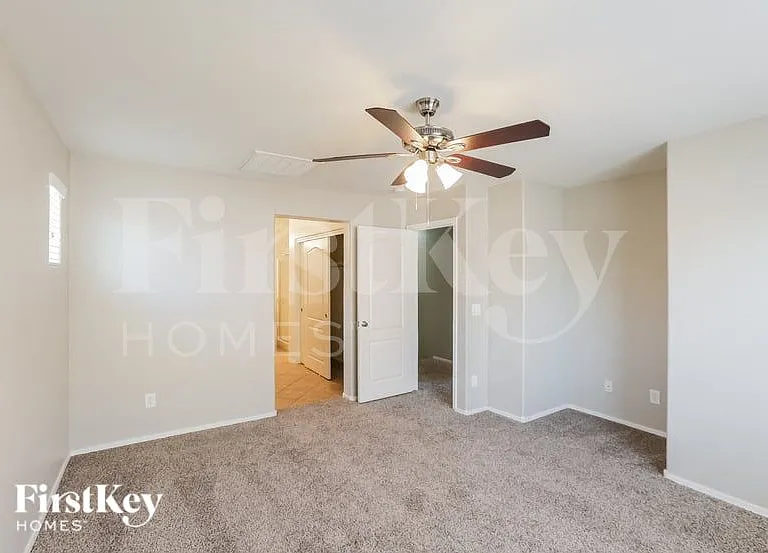2226 S Buckaroo Trl — Photo 10