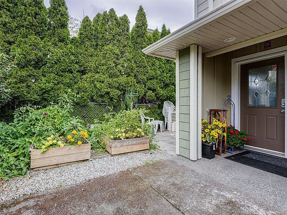 3rd image of 2923 Phipps Rd #102