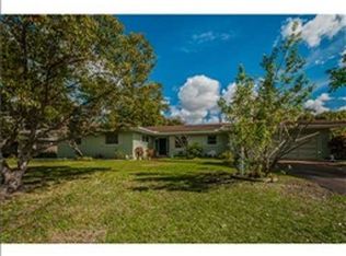 307 Hickory Ln, Largo, FL 33770